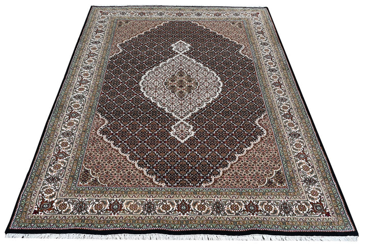 Hand Made Wool Rugs In Mahi-Tabriz design