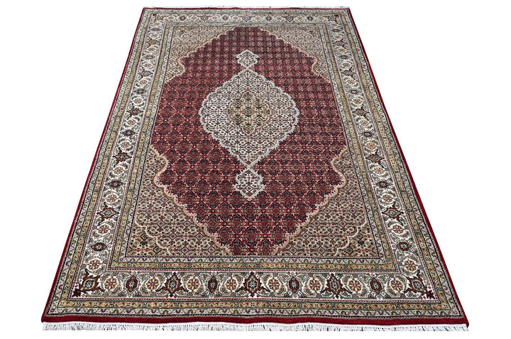 Hand Made Wool Rugs In Mahi-Tabriz design