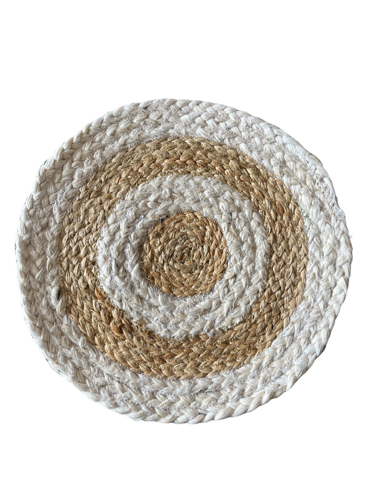 Handwoven Jute Placemats Set of 4 – Beige and White Dining Table Mats – 15 Inch Round and Square Options – Handmade Eco-Friendly Natural Fiber Placemats for Kitchen, Farmhouse, Rustic & Boho Décor, Durable and Heat Resistant
