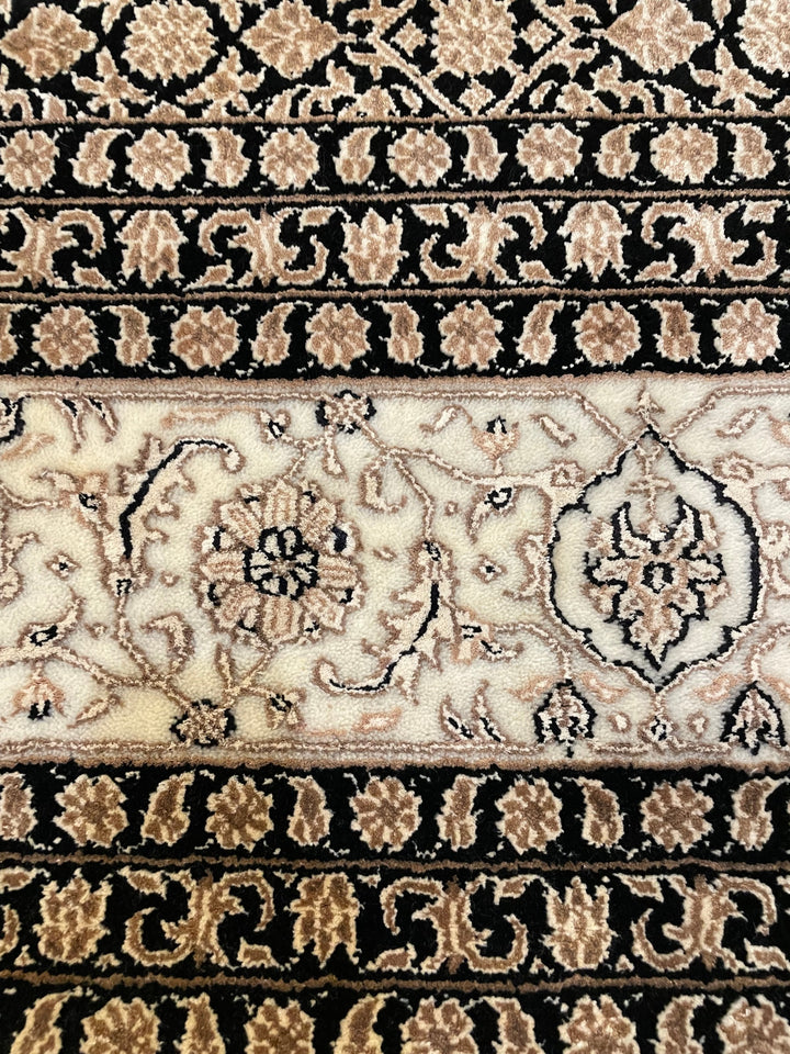 Handmade Wool Silk Area Rugs for living room & Bedroom, Charcoal and white color, Hand knotted,